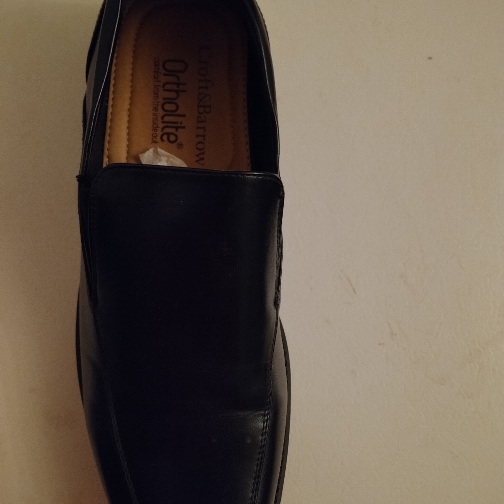 Men's Shoes - Picture 2 of 3